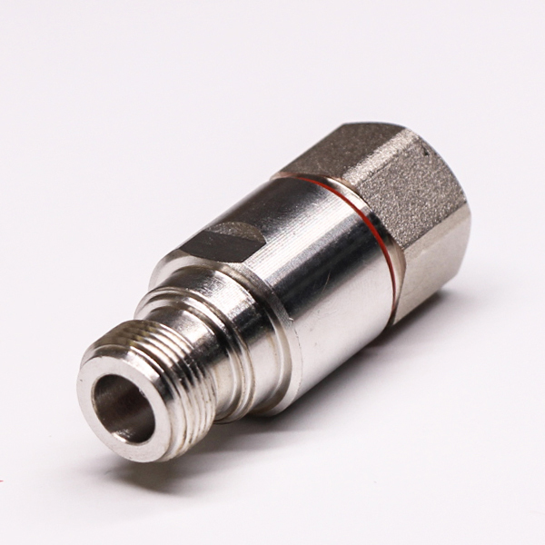 阿联酋vs丹麦亚盘座防水直式母头螺母锁紧接线