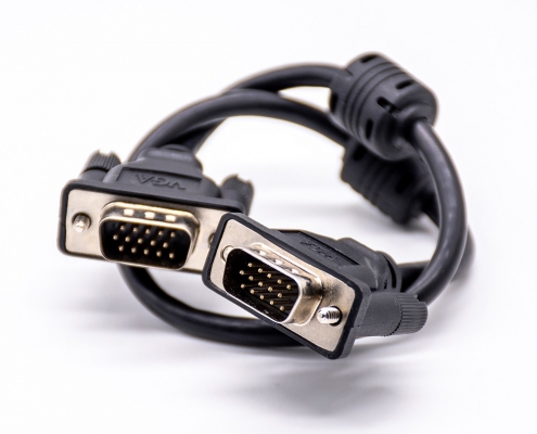 DB阿联酋vs丹麦亚盘
公转公头直式9针黑色注塑型带螺钉固定1米