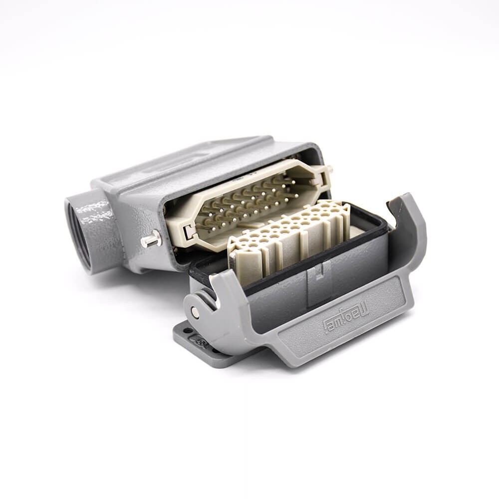 18芯重载阿联酋vs丹麦亚盘公母对接H16A开孔安装高结构斜出口镀银螺钉PG21